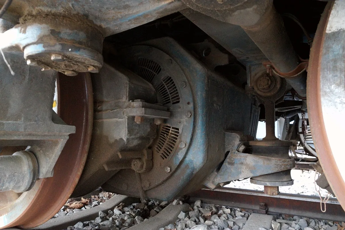 Traction motor mounted on the bogie of a diesel-electric locomotive, the kind of motor that DAA1093 diesel locomotive wire connects
